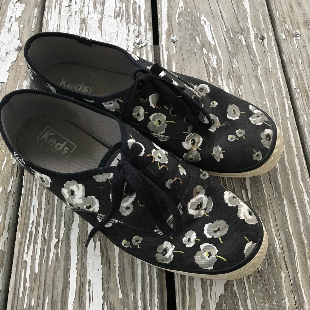 Black/White Floral Keds